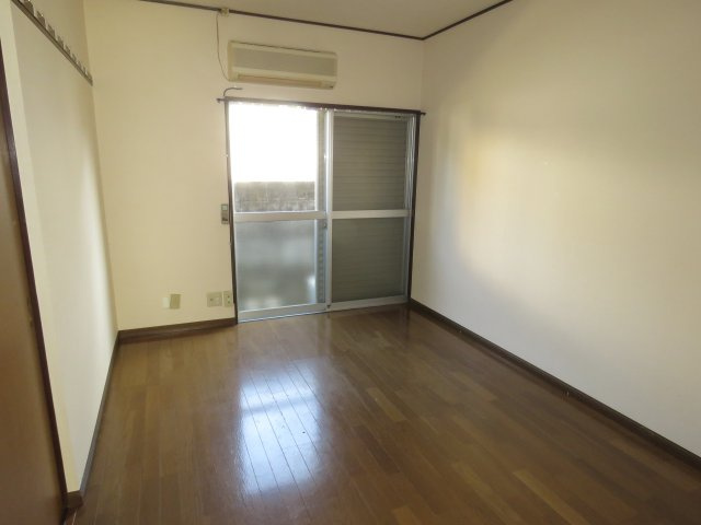かすみコーポの和室