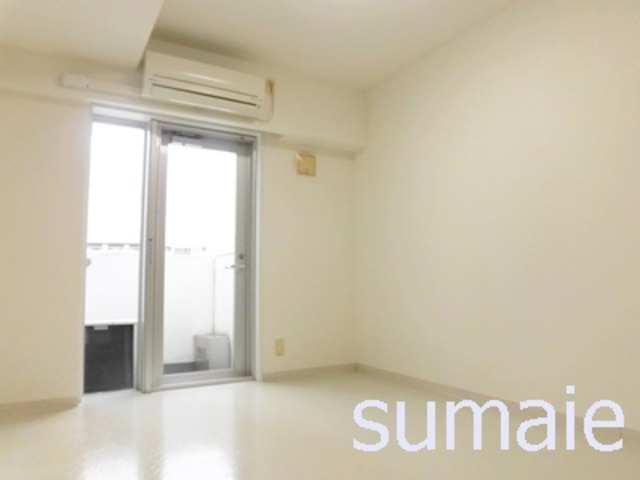 グラントゥルース東十条の居間・リビング|白いお部屋です☆