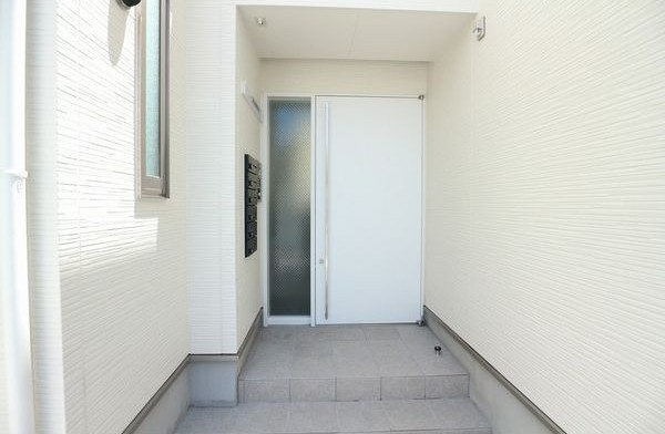 GRANDTIC青山のエントランス