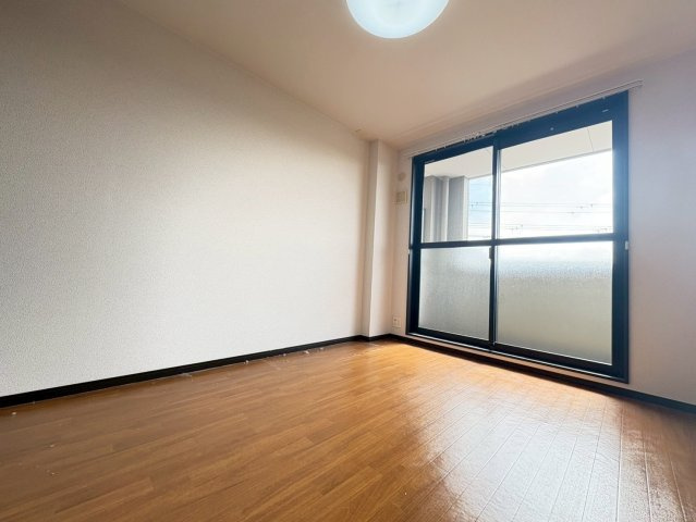 ルーテシアの寝室