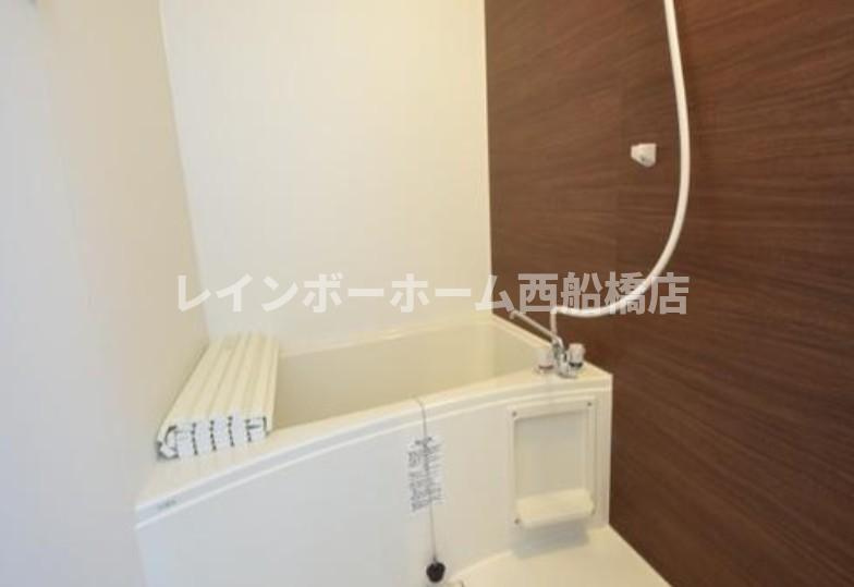 アンブラッセ要町の浴室