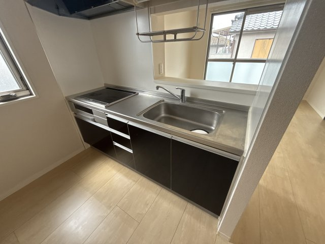 アヴェニーレ西井ノ口のキッチン