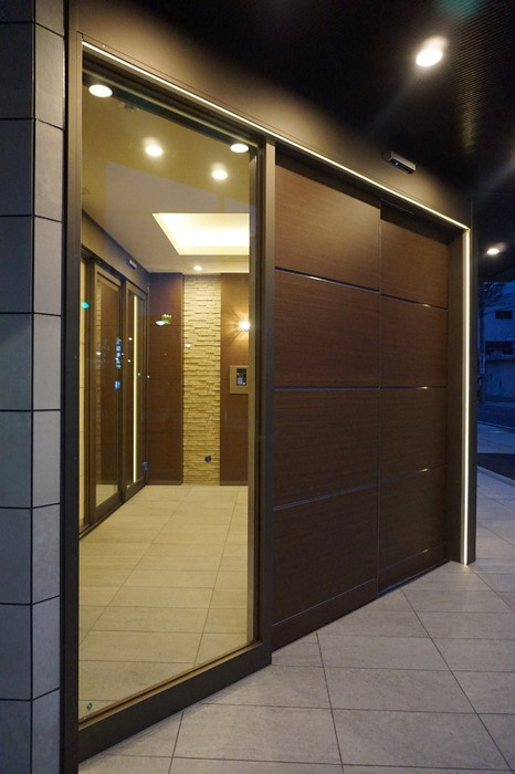 ＲＥＳＩＤＥＮＣＥ ＴＡＣＨＩＢＡＮＡのエントランス