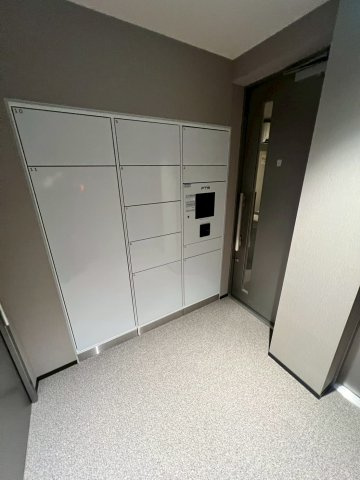 ザ・パークハウス千代田六番町のロビー