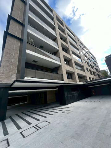 ザ・パークハウス千代田六番町のエントランス