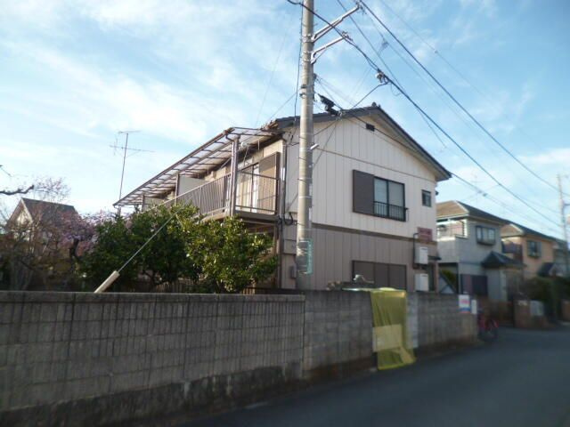 相模原市南区東大沼４丁目のアパートの外観