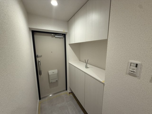 ライフウェルズ日進の玄関