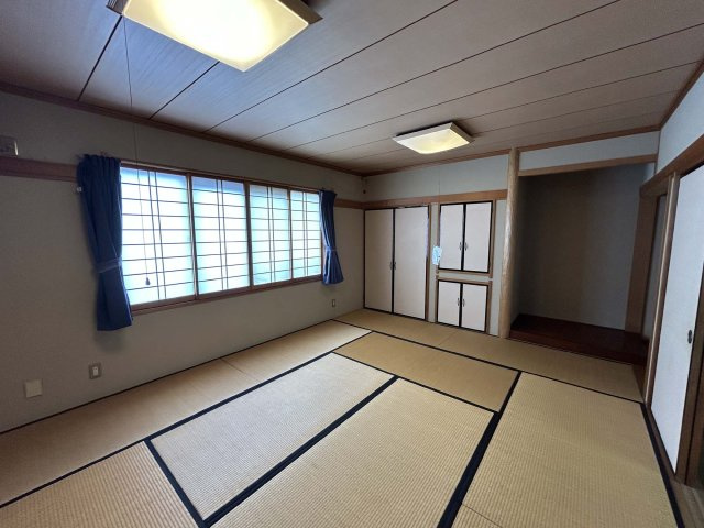 南３丁目　店舗付住宅の和室|2階和室