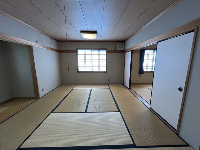 南３丁目　店舗付住宅の和室|2階和室