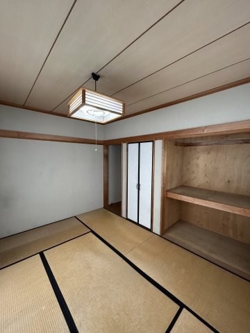 南３丁目　店舗付住宅の和室|6畳和室