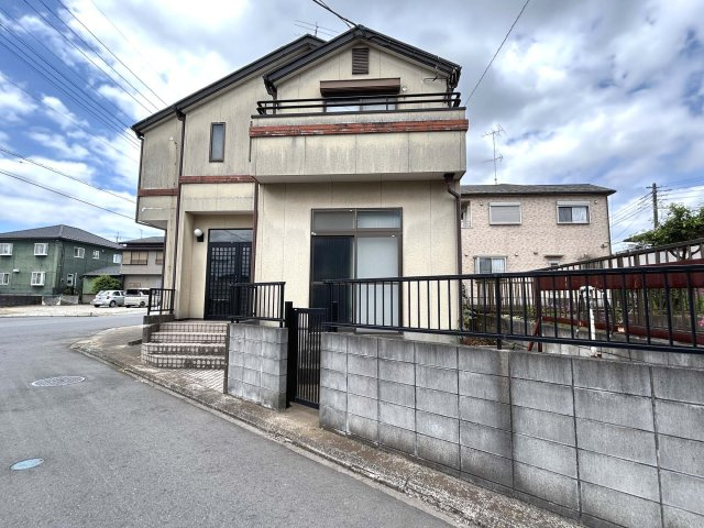 南３丁目　店舗付住宅の外観|開放的な角地の住宅です
