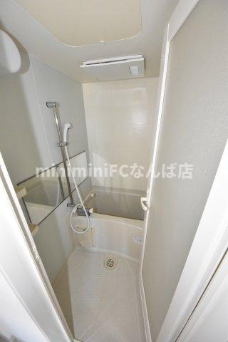 プランドール難波の浴室