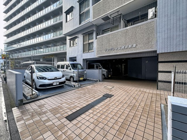 サングレイス横浜駅東
