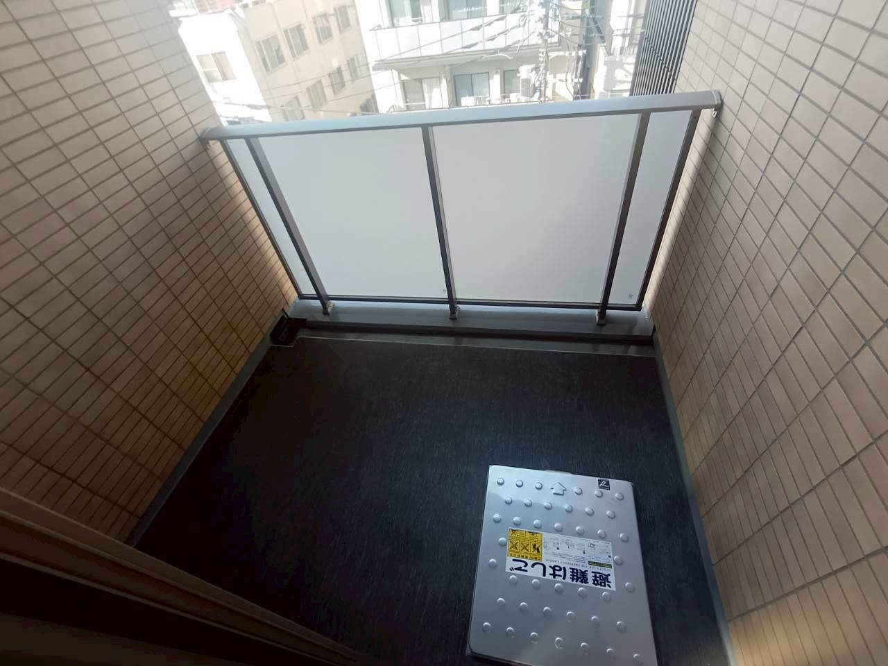 【バルコニー】