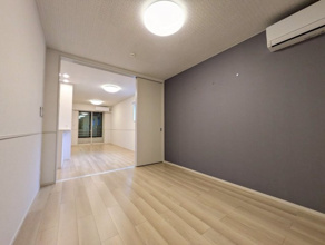 【洋室】 | クレール　C | ※同タイプの写真となります。