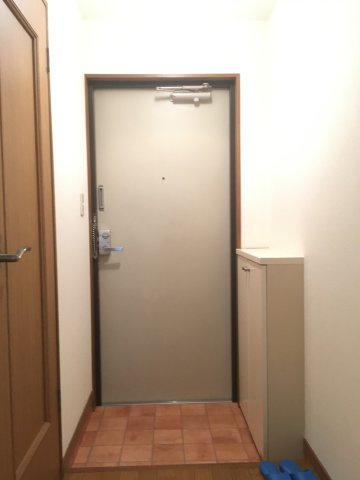 フェリーチェ千駄木の玄関