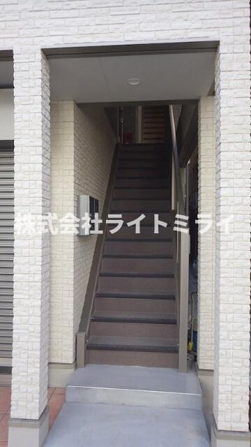シエロブルーのエントランス| 