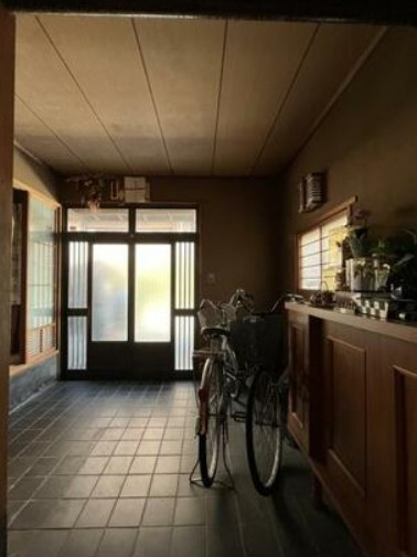 伏見区上板橋町の玄関