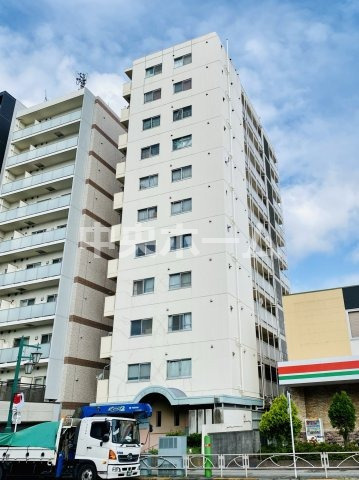 向島リリエンハイムの外観|耐震基準適合マンション。ペットの飼育可能です。