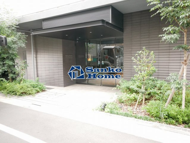 レクシード両国駅前のエントランス