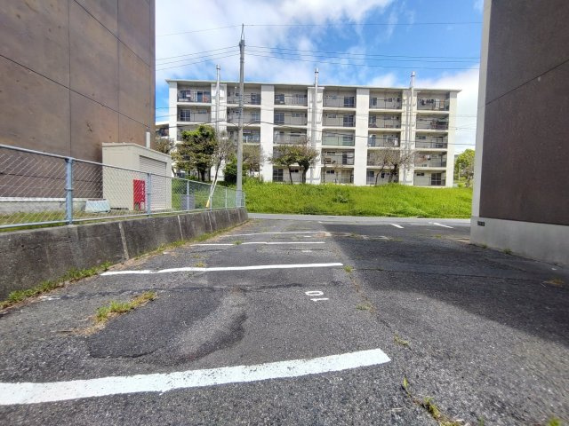 ドミールサニー下松第2の駐車場