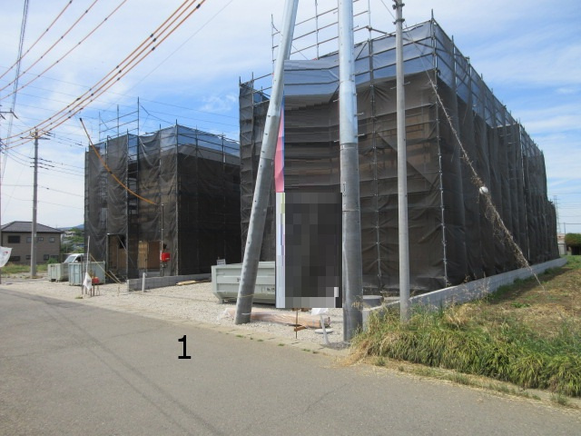 【仲介手数料無料】新築戸建　寄居町用土5290-1（全4棟）の前面道路含む現地写真