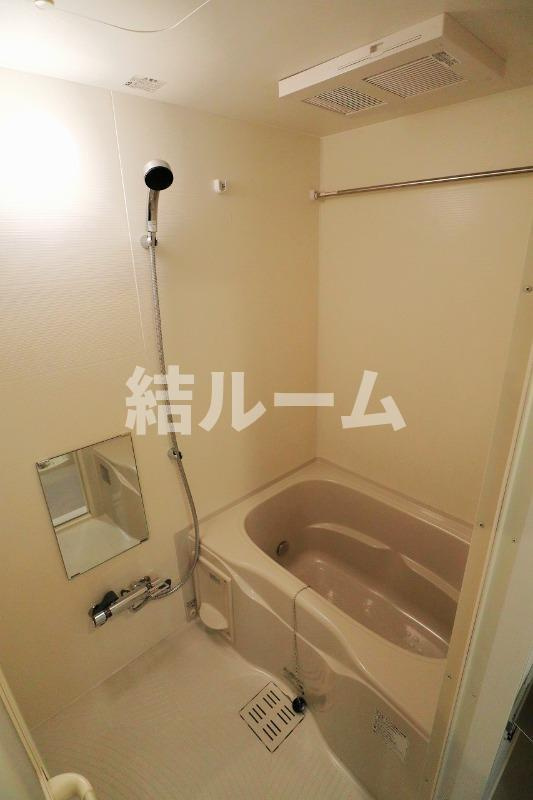 板橋区前野町２丁目の賃貸マンションの浴室