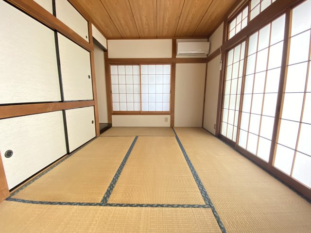 アキシム羽生貸家の和室|一階和室です、大容量の押入です！
前回募集時の写真です