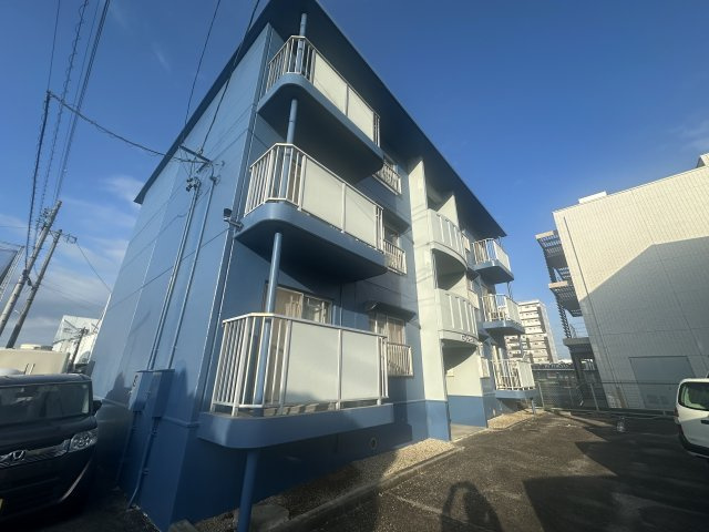 ビラージ十塚の外観