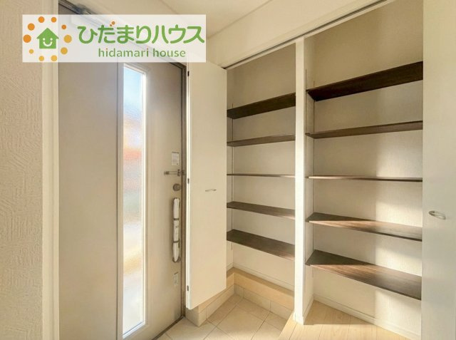 【玄関】 | つくば市高見原第18　新築戸建 | 家族の靴をたっぷり収納！大型シューズクローゼット付き(^^♪