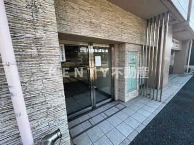 【エントランス】 | アズワン東蒲田レジデンス | 清潔なエントランスです