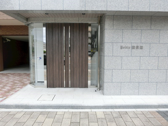 【エントランス】ノーブル縮景園