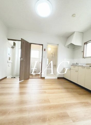 【居間・リビング】 | ヴィヴレ中里 | 洋室のお部屋です。
