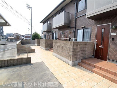 【エントランス】 | トレジャーシャイン