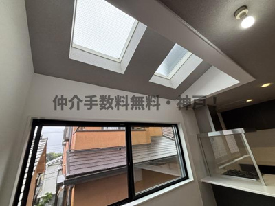 【居間・リビング】 | 神戸市垂水区舞子台1丁目　新築戸建　仲介手数料無料！ | 居間です