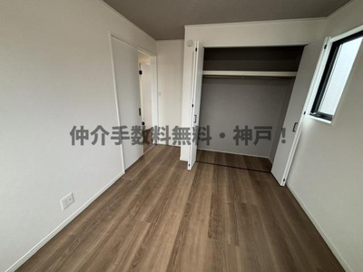 【洋室】 | 神戸市垂水区舞子台1丁目　新築戸建　仲介手数料無料！ | 明るい洋室です