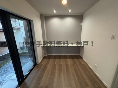 【洋室】 | 神戸市垂水区舞子台1丁目　新築戸建　仲介手数料無料！ | きれいな洋室です