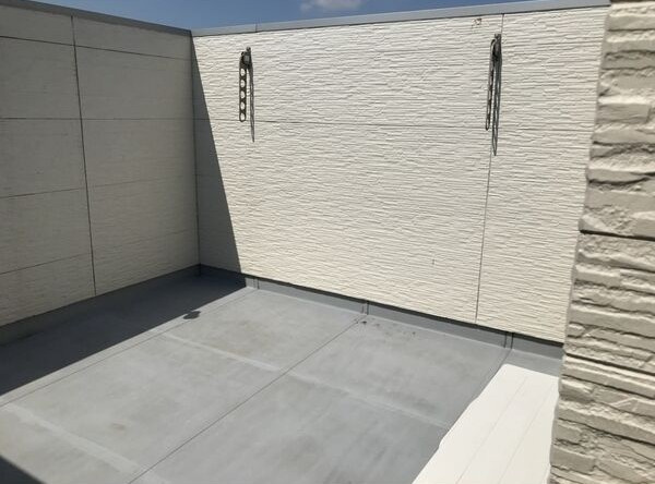 Grandtic伝馬町のバルコニー
