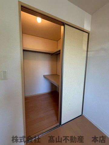 三洋タウン岡垣Cの収納