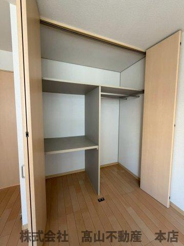 三洋タウン岡垣Cの収納