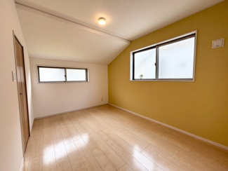 【洋室】 | 高槻市西町　中古戸建