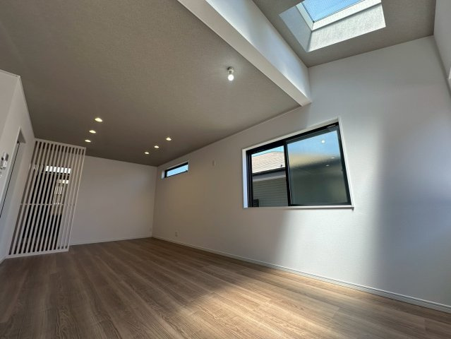 神戸市垂水区舞子台１丁目新築戸建の居間・リビング