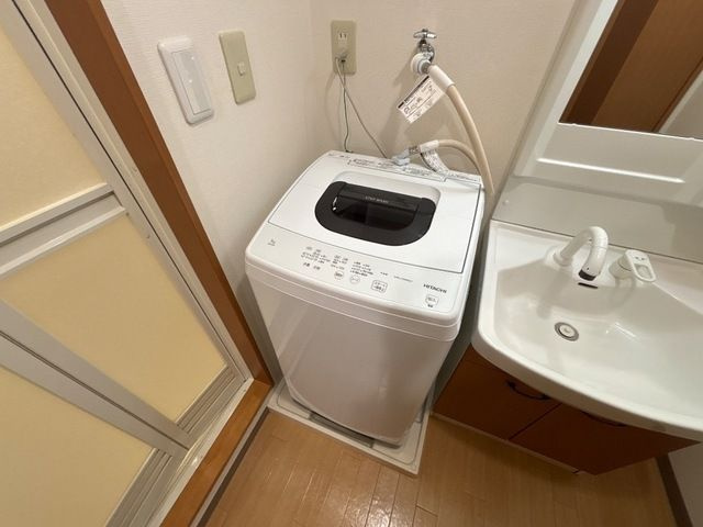 リバパレス鶴舞の洗面所