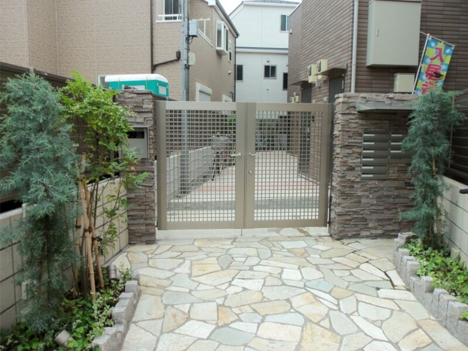 トレジャー北小岩のエントランス