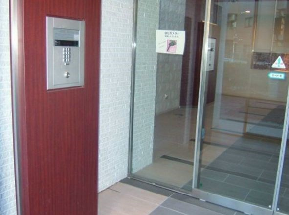 【エントランス】