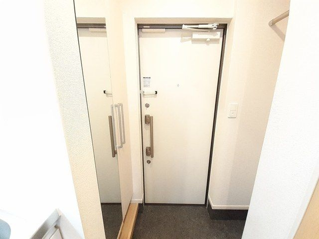 ＧＲＡＮＤＩＯ　春岡の玄関