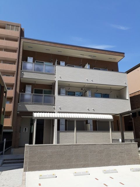 ＧＲＡＮＤＩＯ　春岡の外観