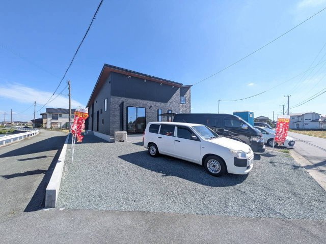 柳川市東蒲池の新築一戸建の駐車場