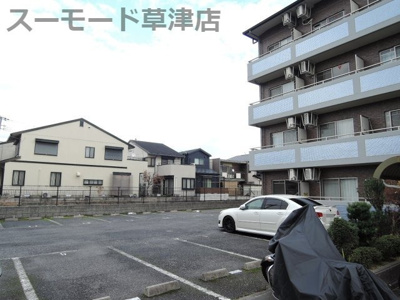 【駐車場】 | クレール平井 | 駐車場があります