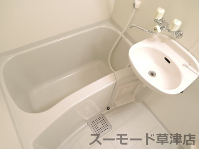 【浴室】 | クレール平井 | お風呂です